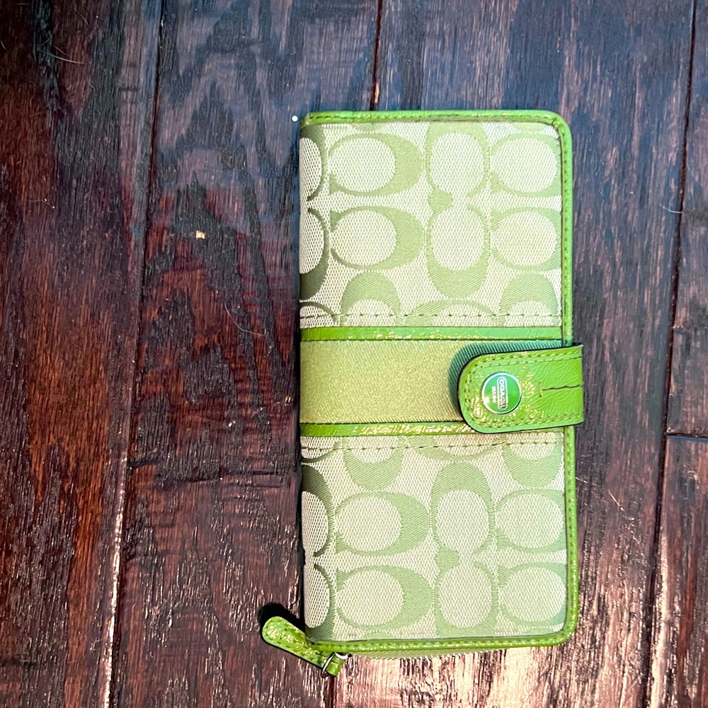Coach wallet